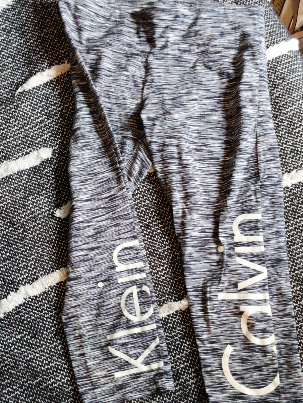 Calvin Klein Heather Gray Logo Capri Leggings M